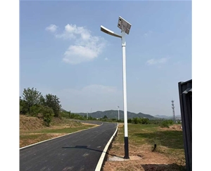 哈密路边太阳能路灯安装